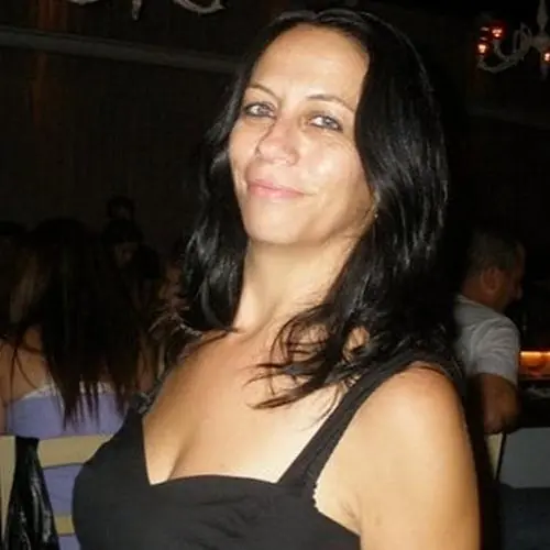 lariswinker image 2